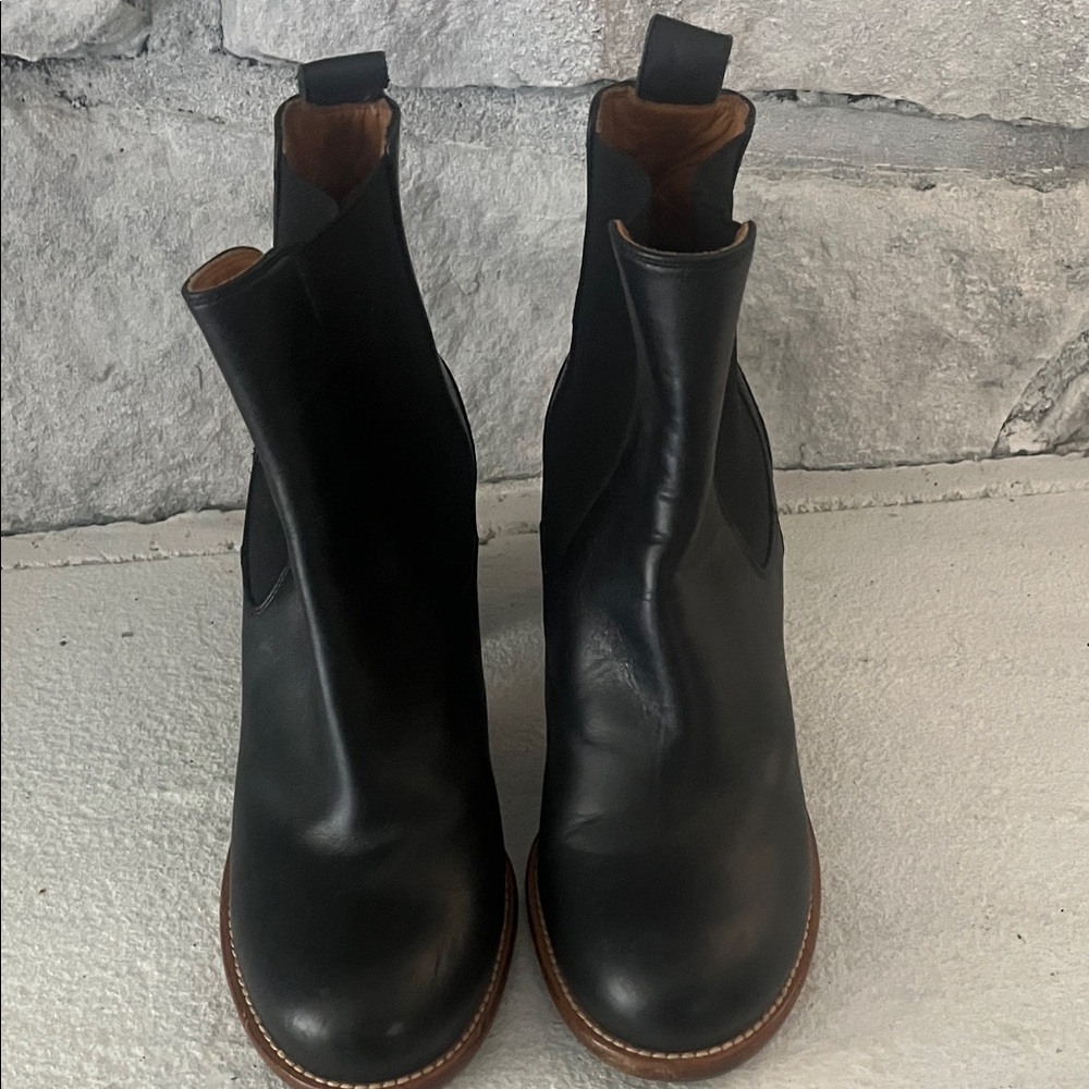 Chloe Black Leather Ankle Boots